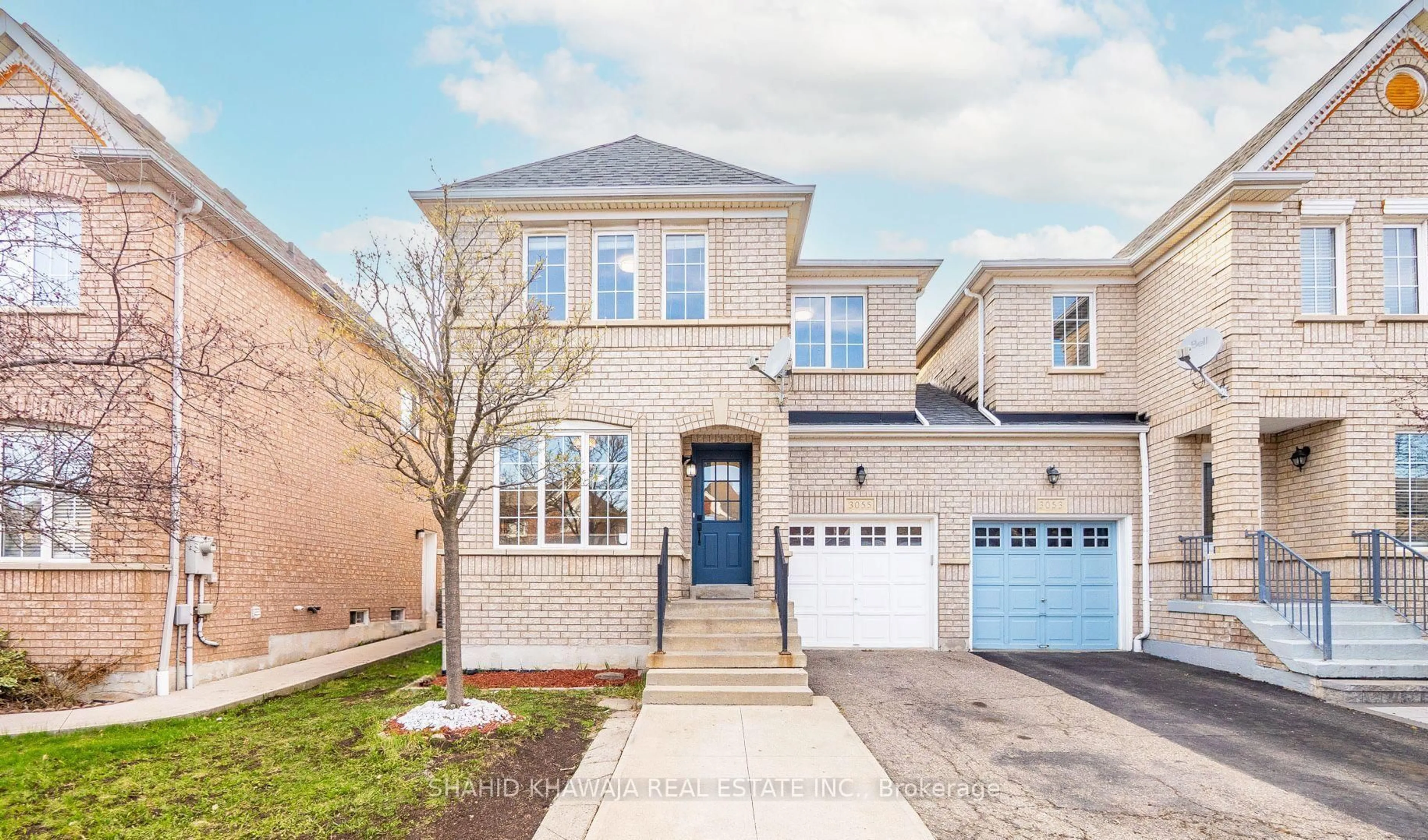 Home with brick exterior material, street for 3055 Mcdowell Dr, Mississauga Ontario L5M 6J6