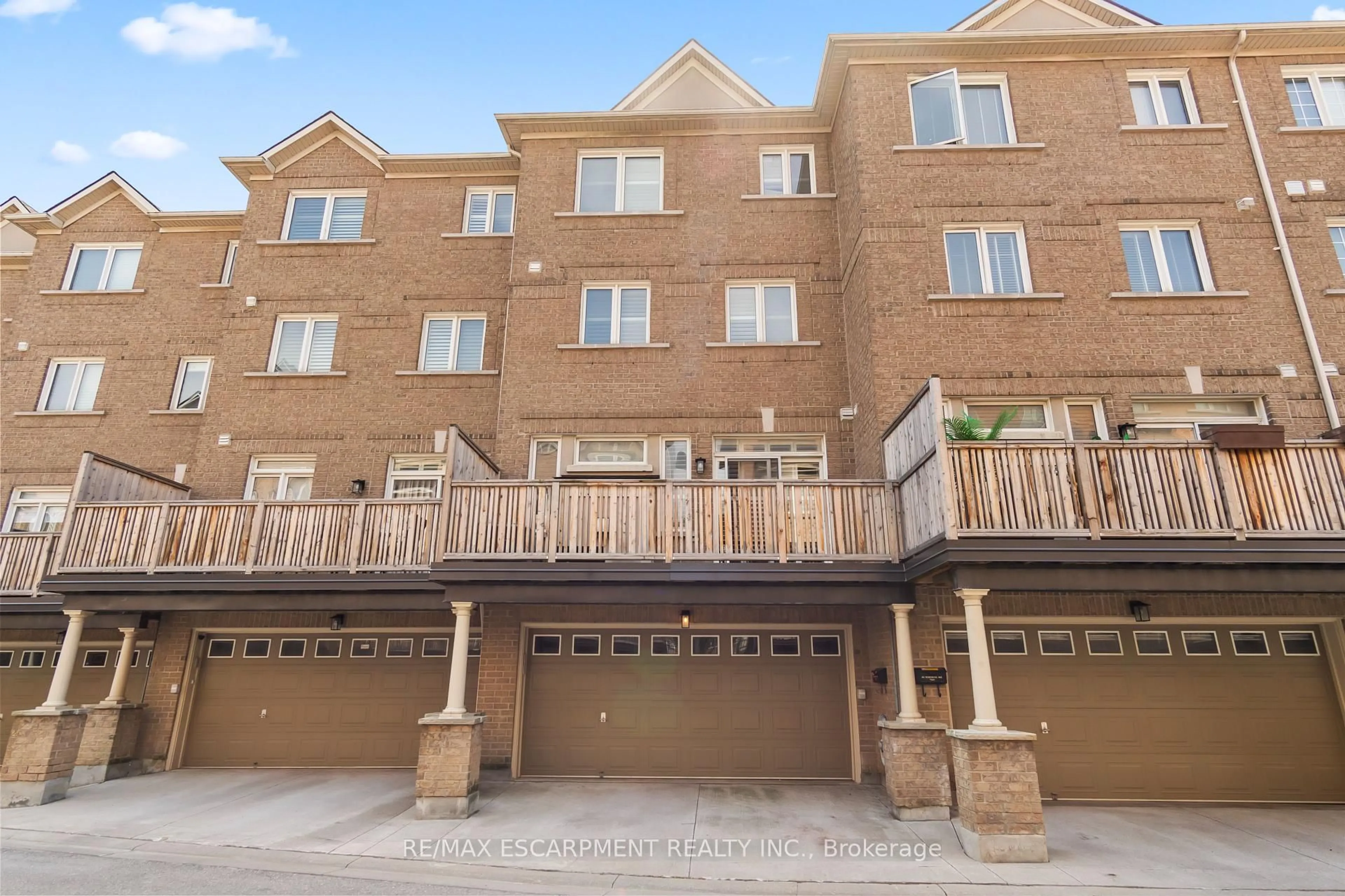 Unknown for 60 Rosewood Ave #229, Mississauga Ontario L5G 4W2