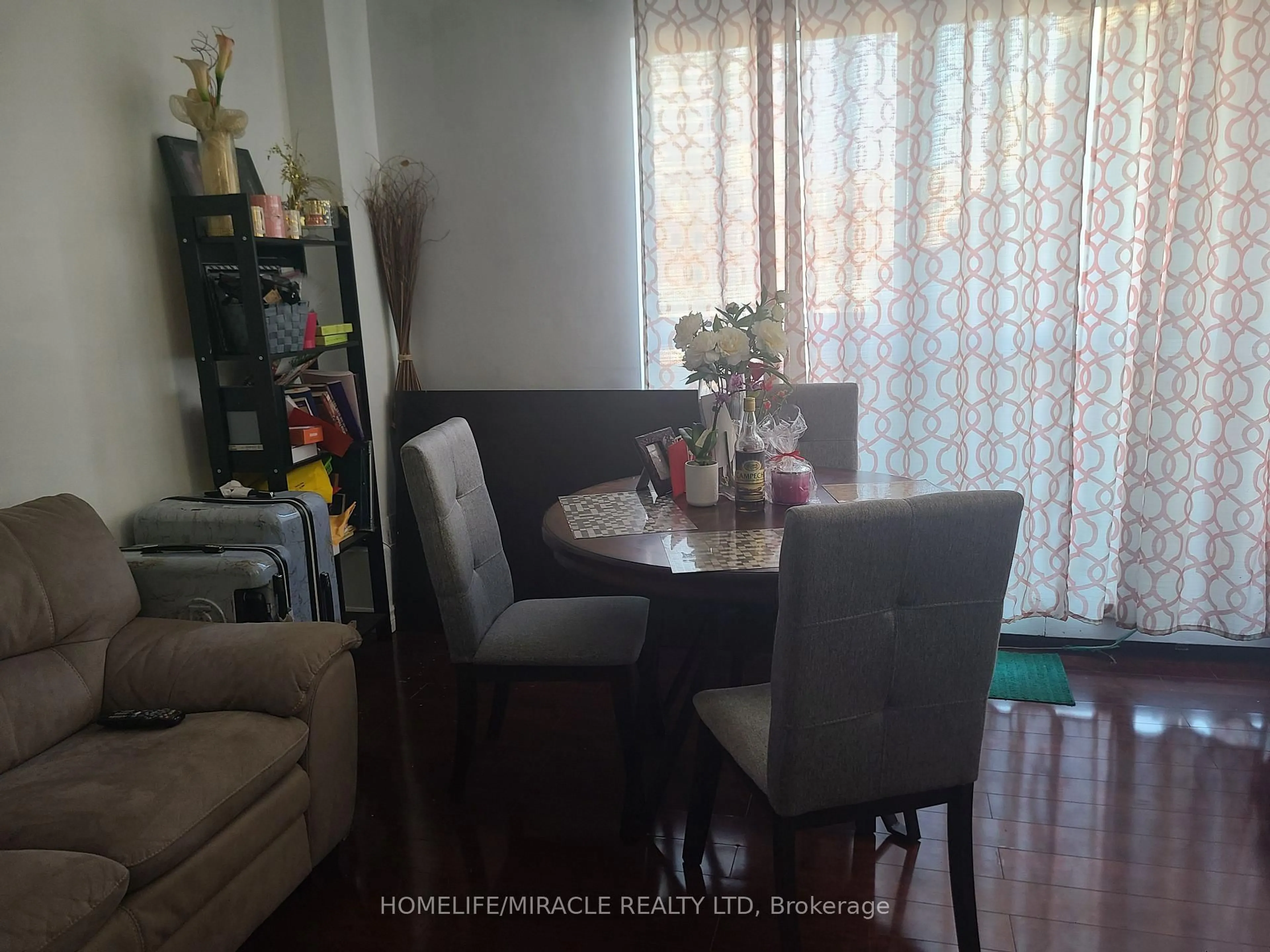 Dining room, unknown for 10 Eddystone Ave #220, Toronto Ontario M3N 2T2