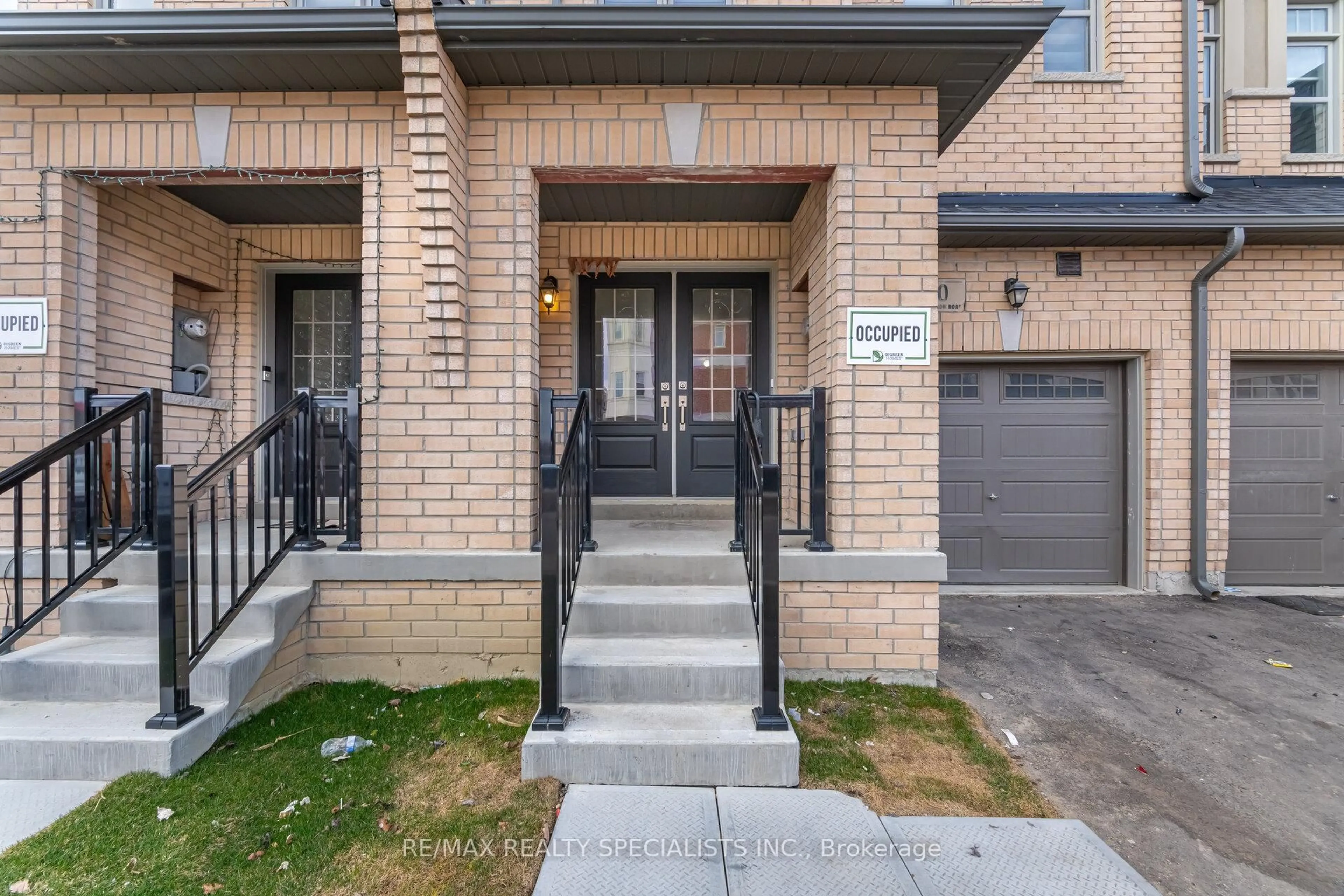 Unknown for 60 Foxsparrow Rd, Brampton Ontario L6R 4E1