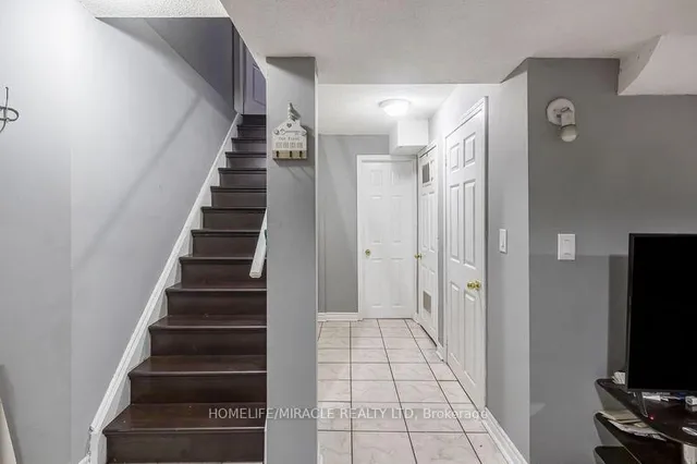 Additional property image - 4 ChalkFarm Cres