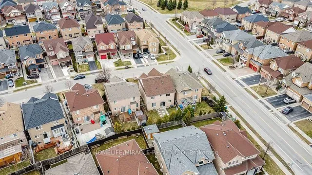 Additional property image - 4 ChalkFarm Cres