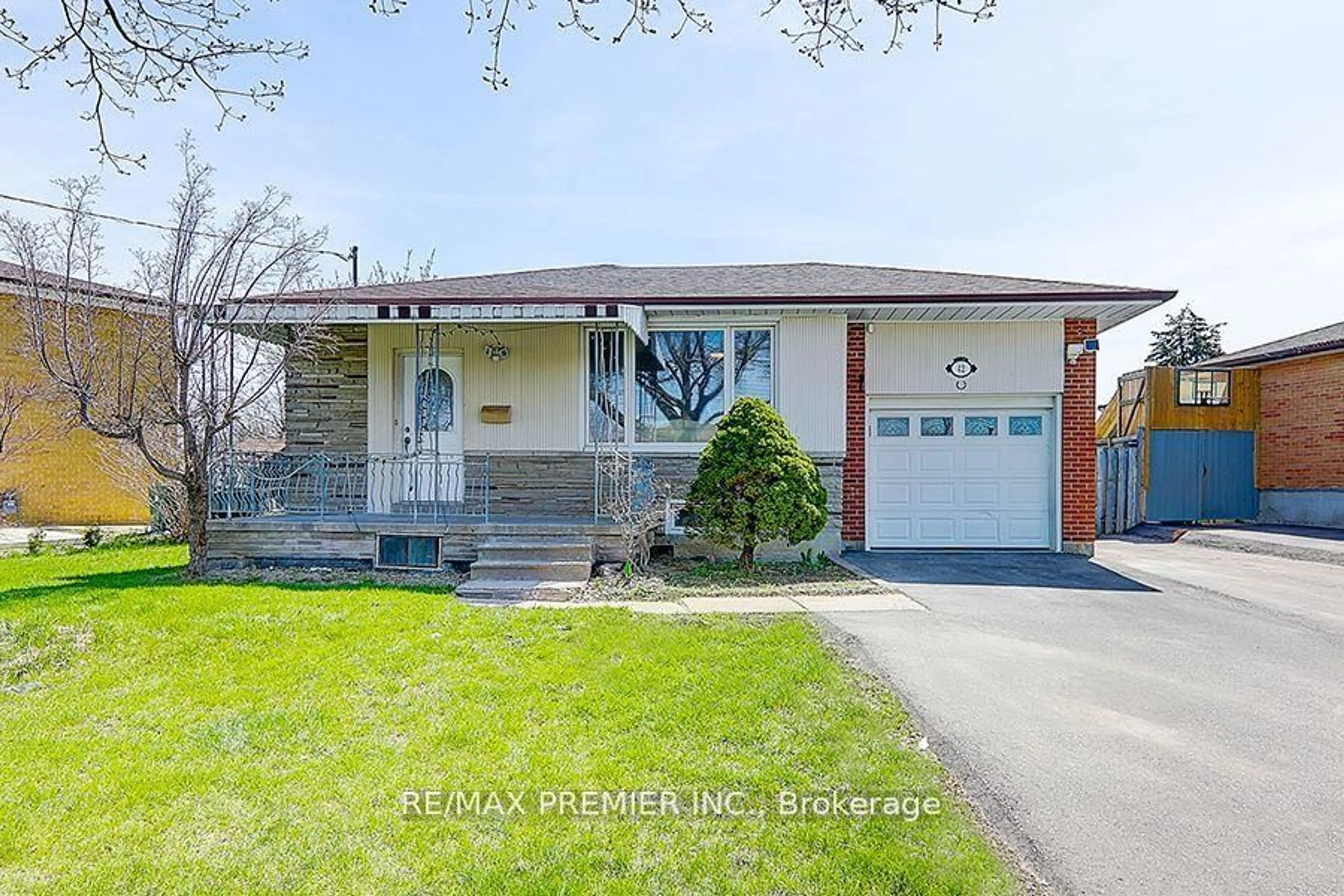 Unknown for 42 Wilmont Dr, Toronto Ontario M3N 1N6