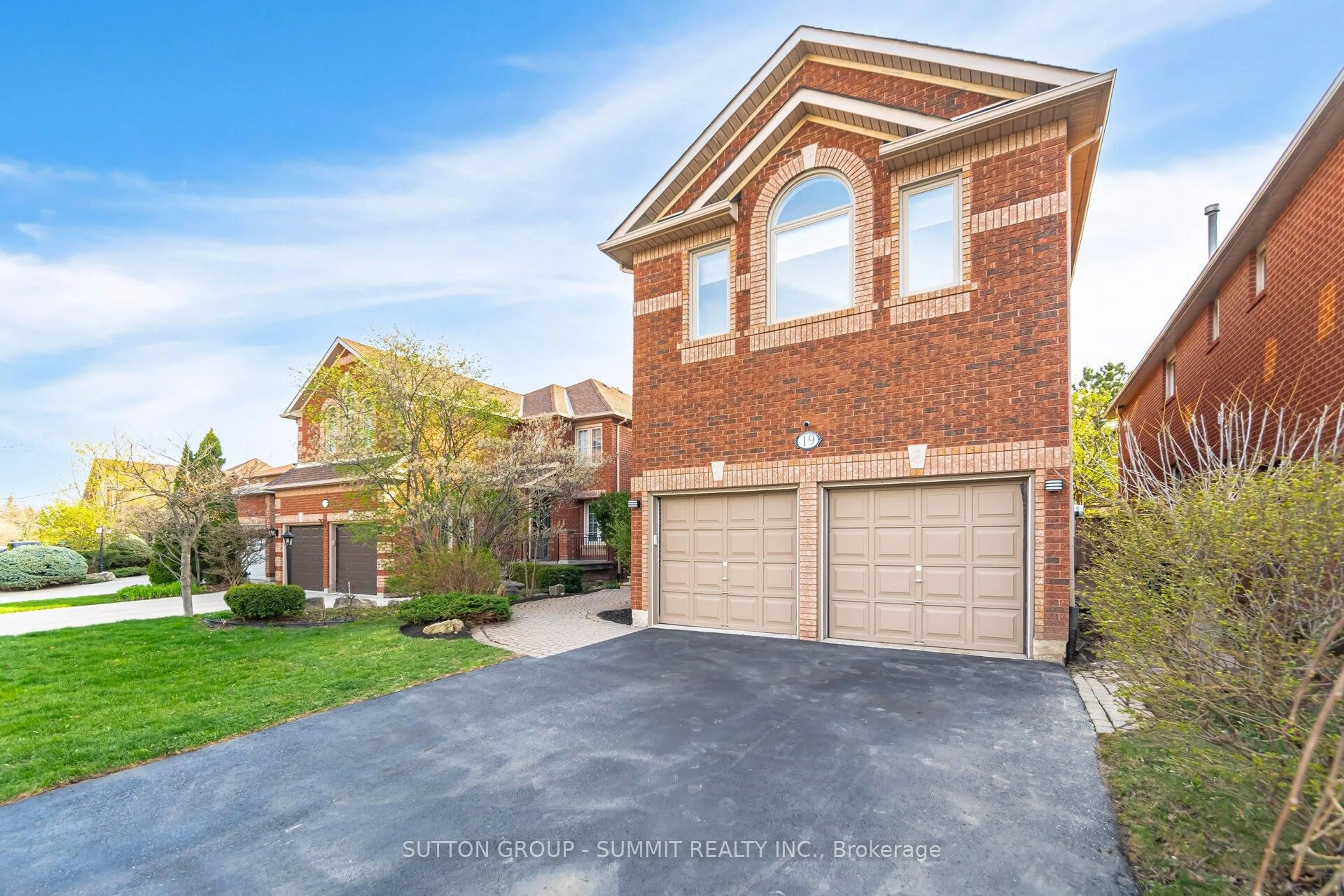 Home with brick exterior material, street for 19 Miller Dr, Halton Hills Ontario L7G 5P7