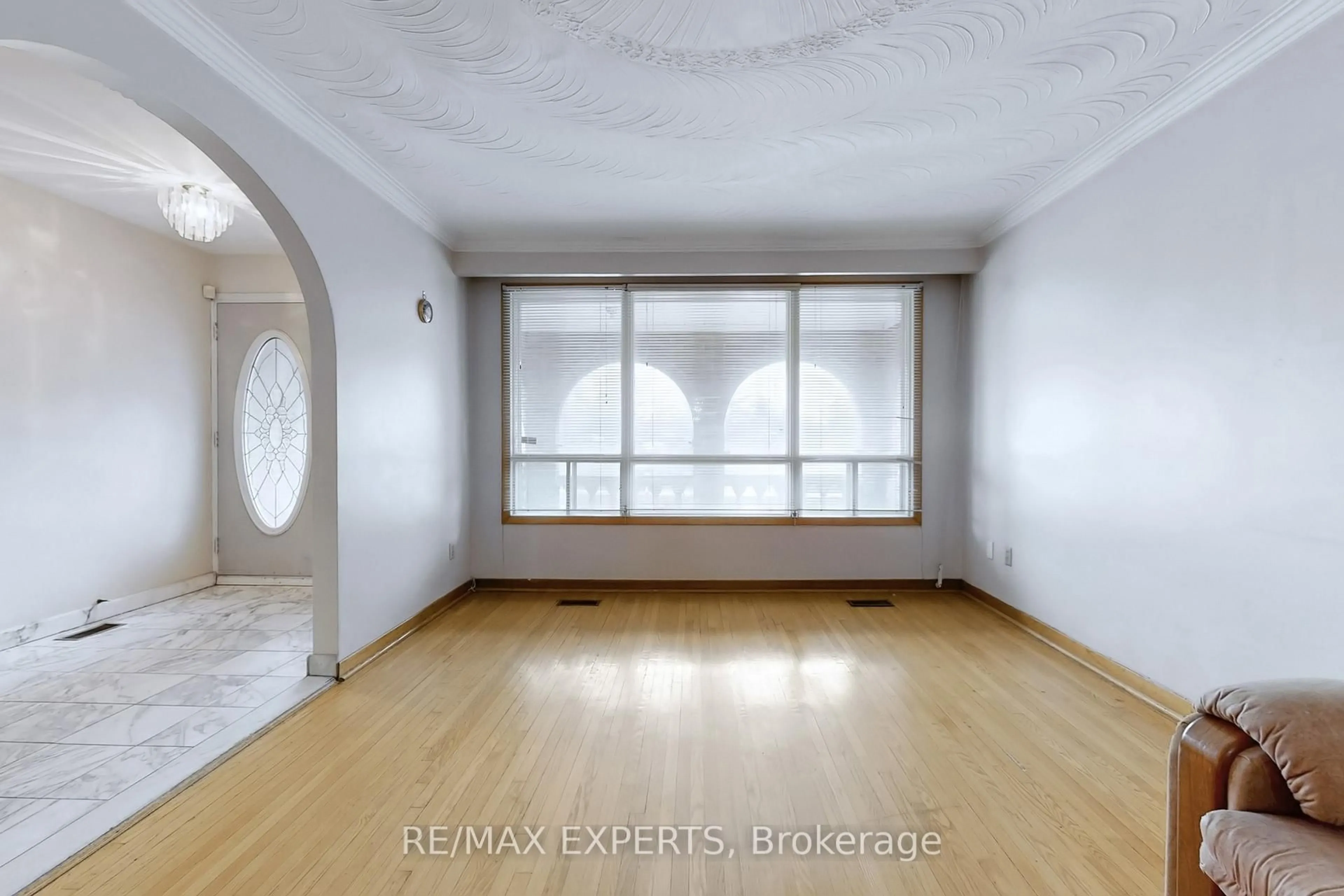 A pic of a room for 9 Turpin Ave, Toronto Ontario M9W 5V5