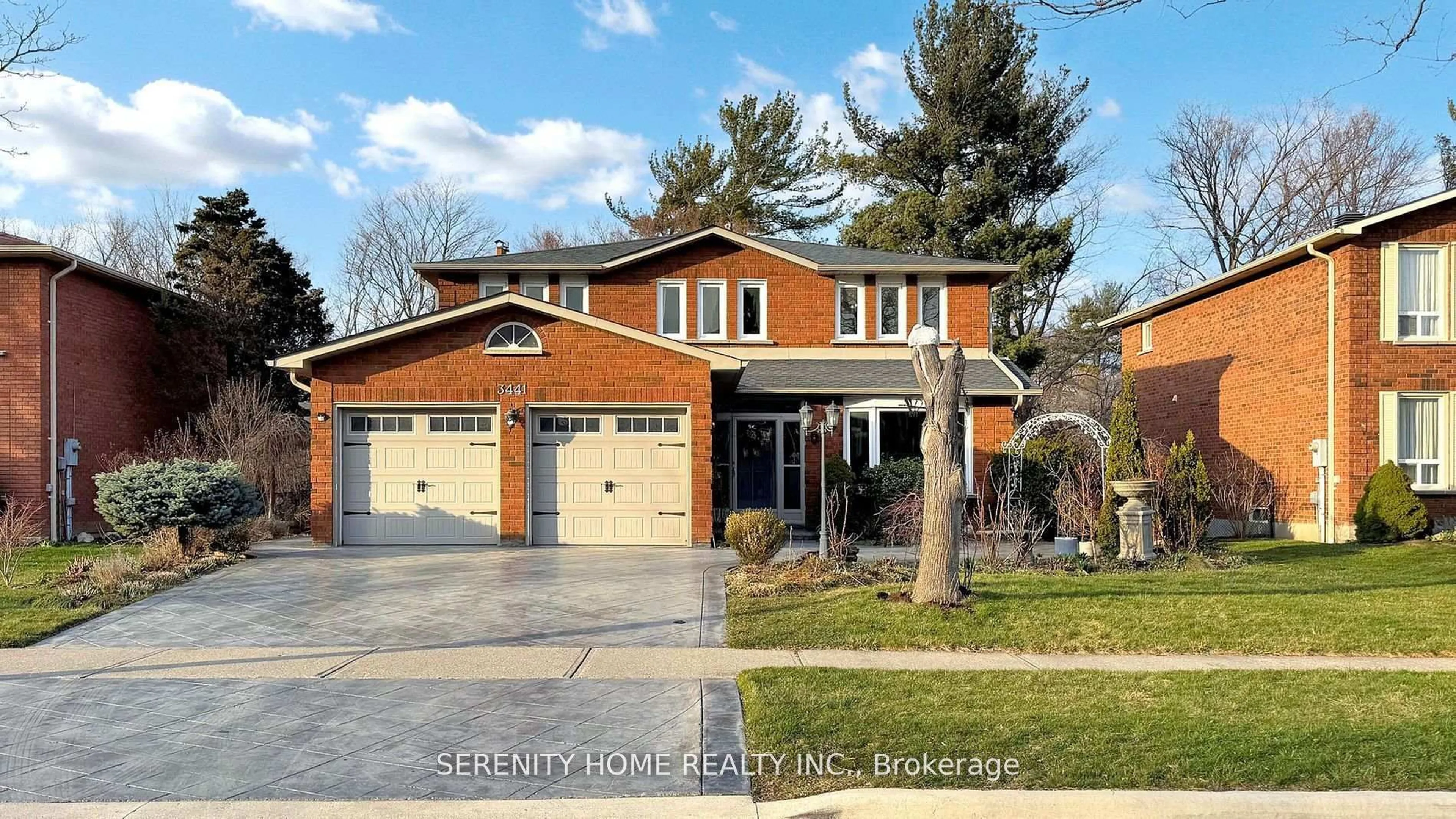 Home with brick exterior material, street for 3441 Sanderling Cres, Mississauga Ontario L5L 3P4