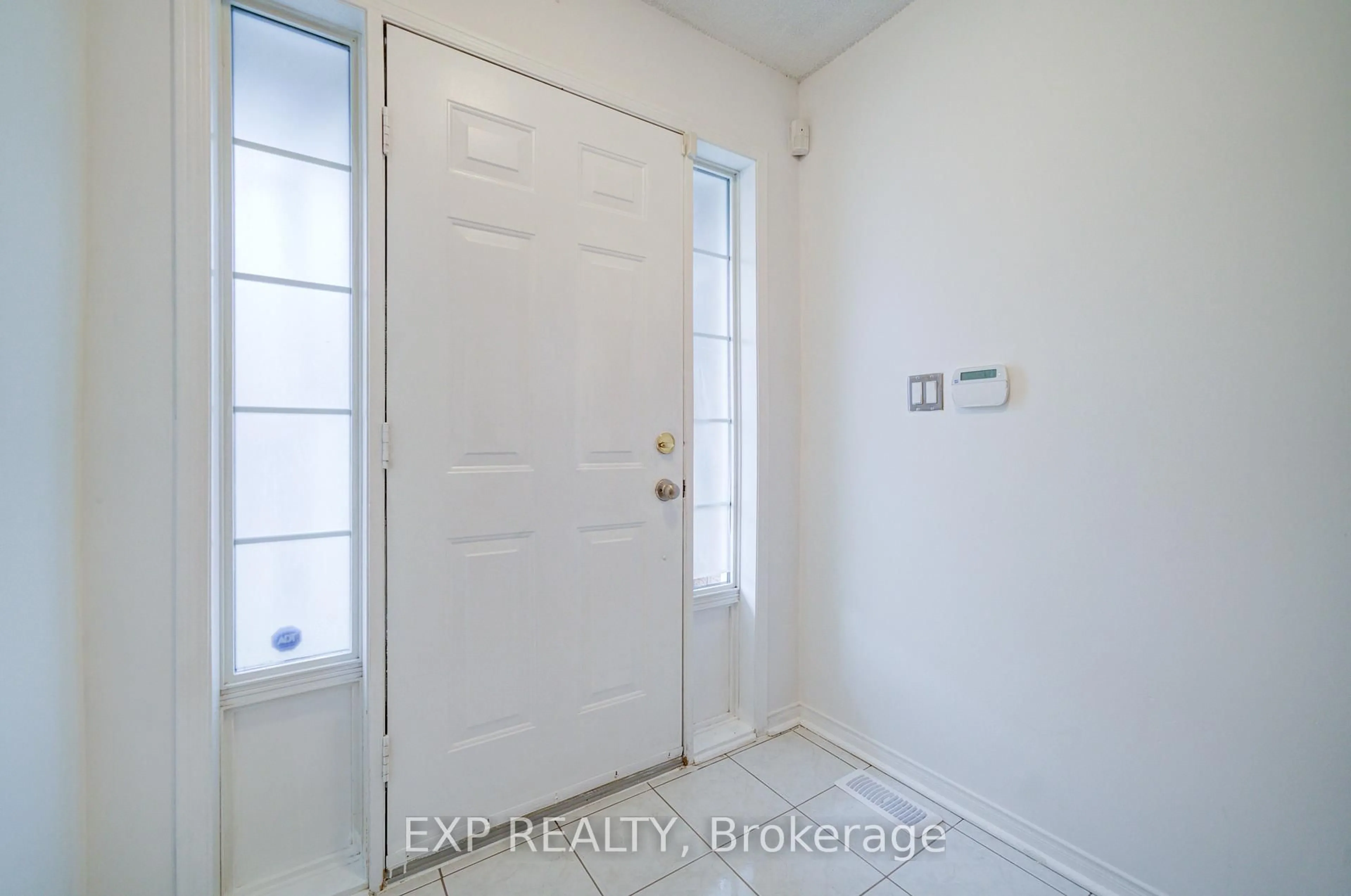 Indoor entryway for 65 Brickyard Way #56, Brampton Ontario L6V 4M2