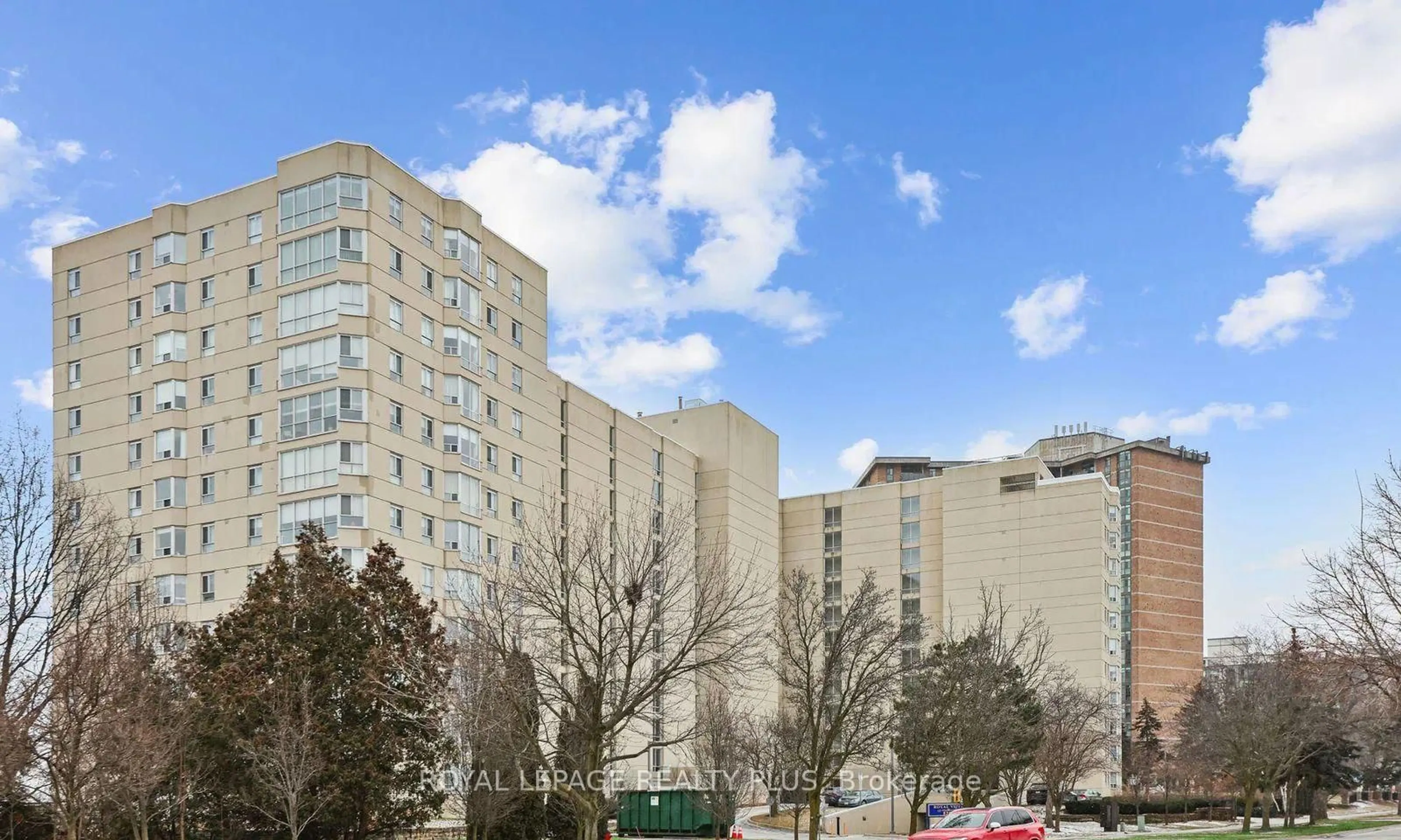 Patio, building for 5280 LAKESHORE Rd #1107, Burlington Ontario L7L 5R1