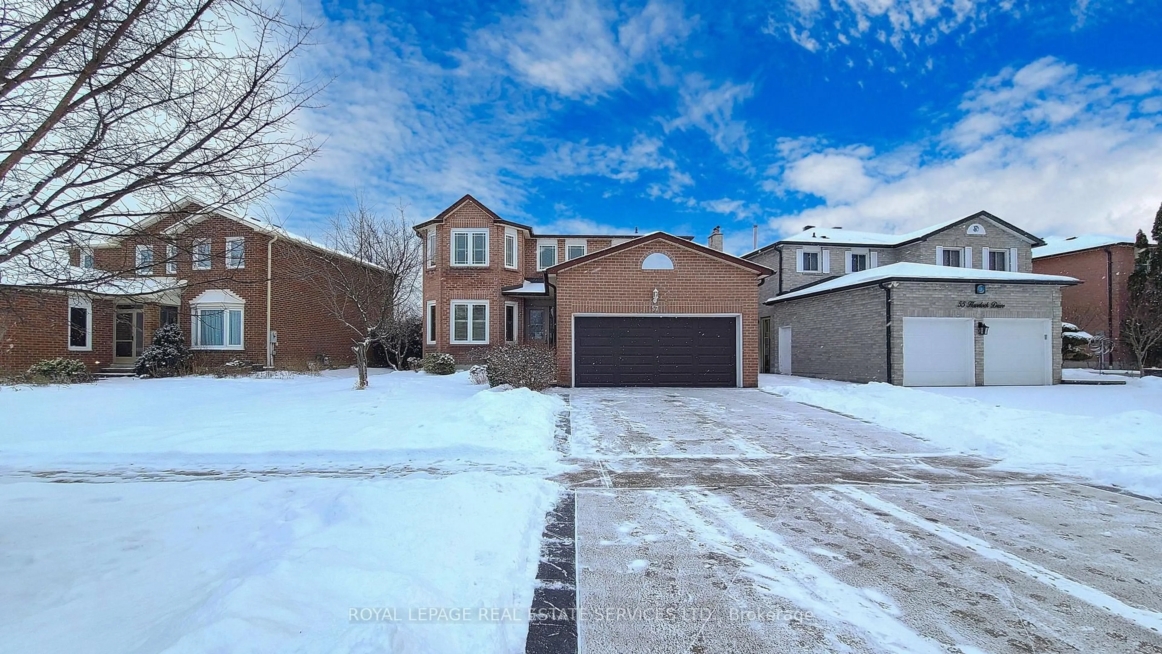 A pic from outside/outdoor area/front of a property/back of a property/a pic from drone, street for 57 Havelock Dr, Brampton Ontario L6W 4A8