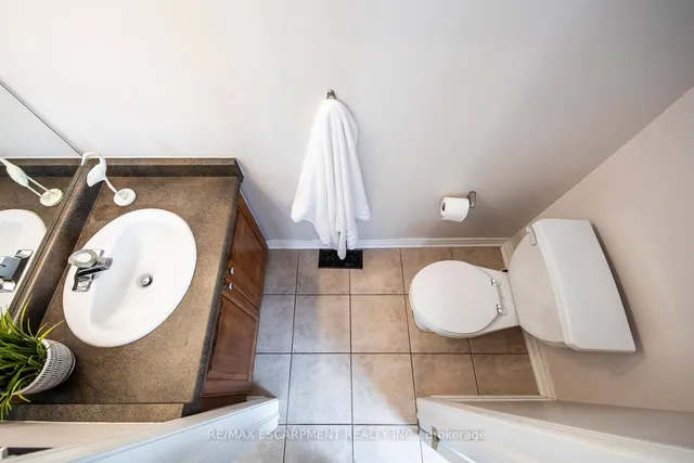 Additional property image - 5331 Applegarth Dr