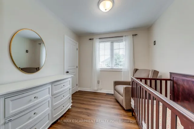 Additional property image - 5331 Applegarth Dr