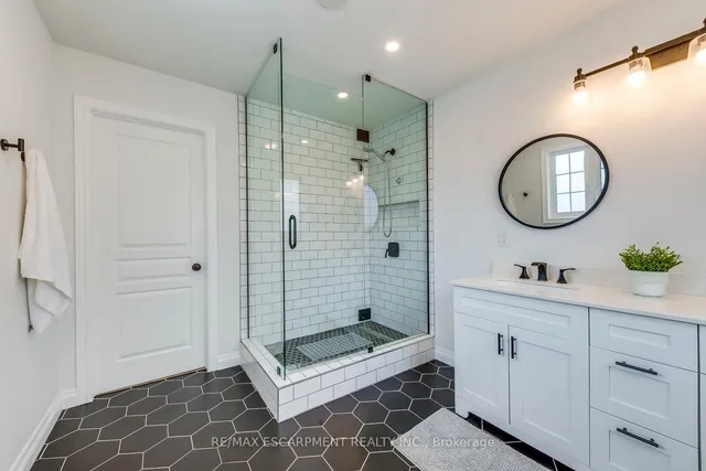 Additional property image - 5331 Applegarth Dr