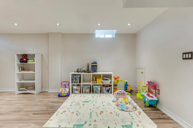 Additional property image - 5331 Applegarth Dr