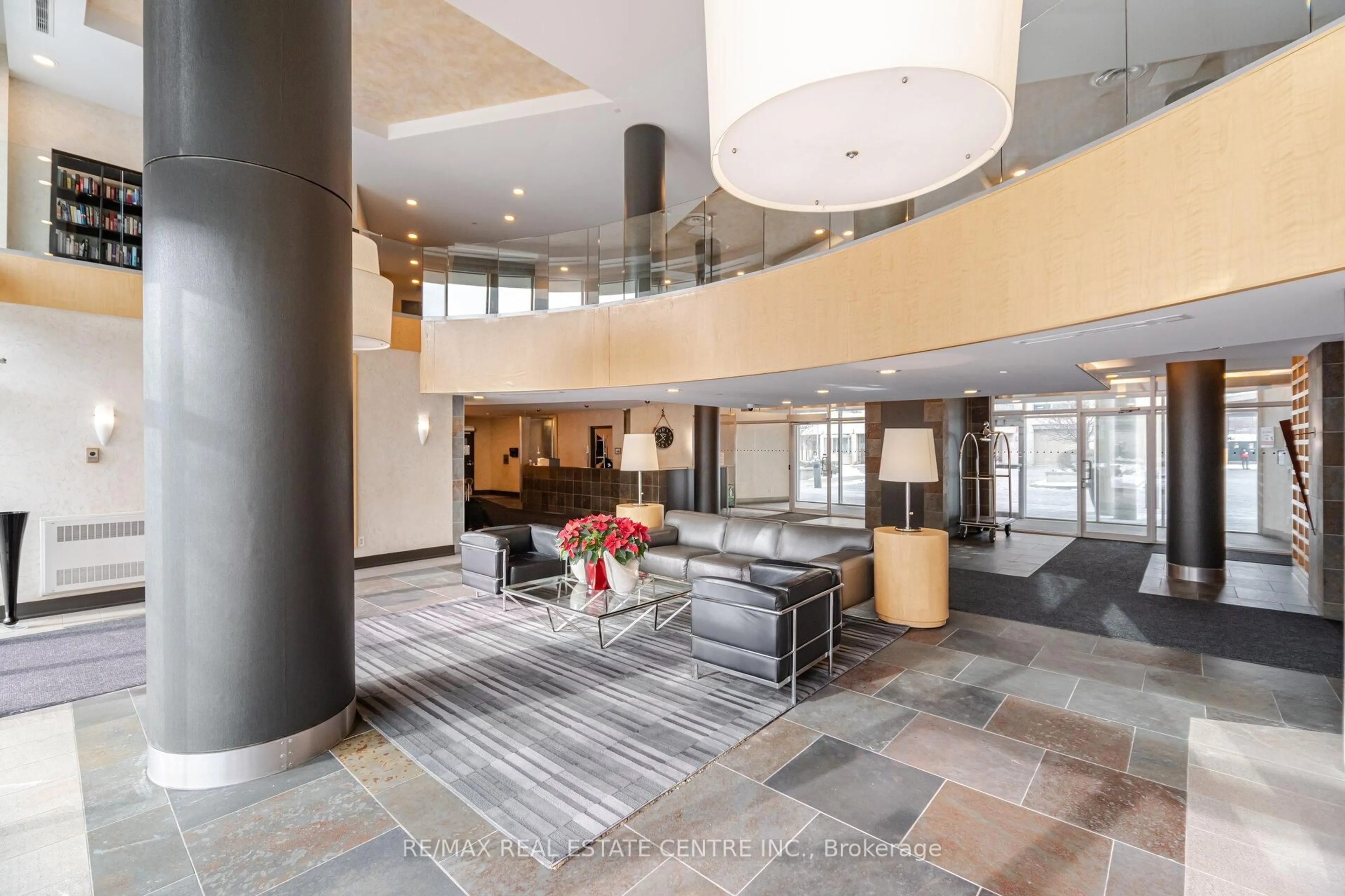 Lobby for 5 Marine Parade Dr #911, Toronto Ontario M8V 4B4