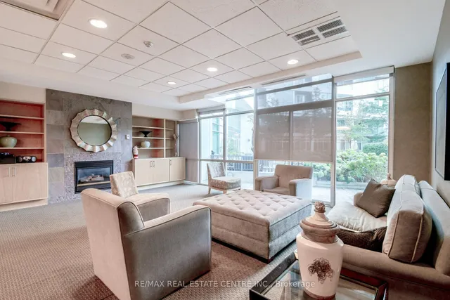 Additional image 9 of 5 Marine Parade Dr Unit 911