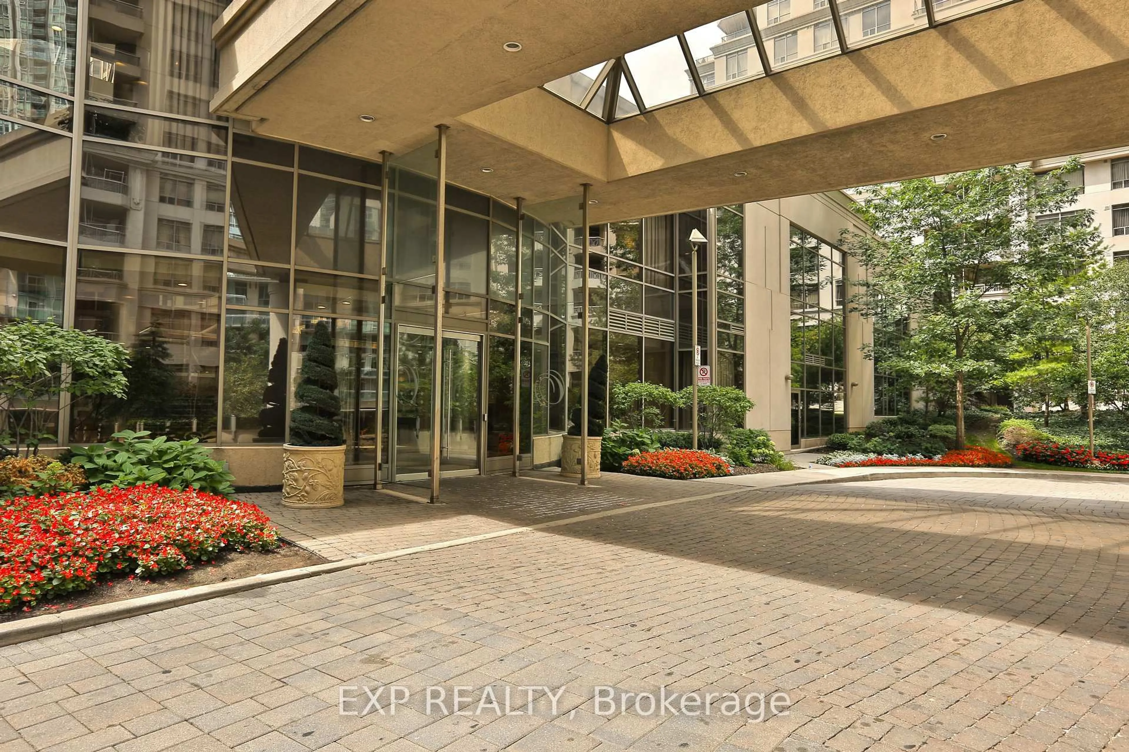 Unknown for 3880 Duke of York Blvd #1202, Mississauga Ontario L5B 4M7