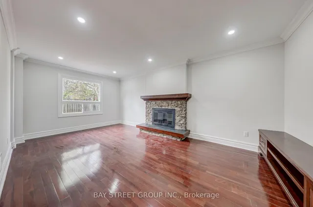 Additional property image - 2042 Golden Briar Tr