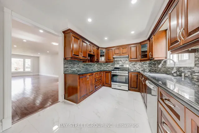 Additional property image - 2042 Golden Briar Tr