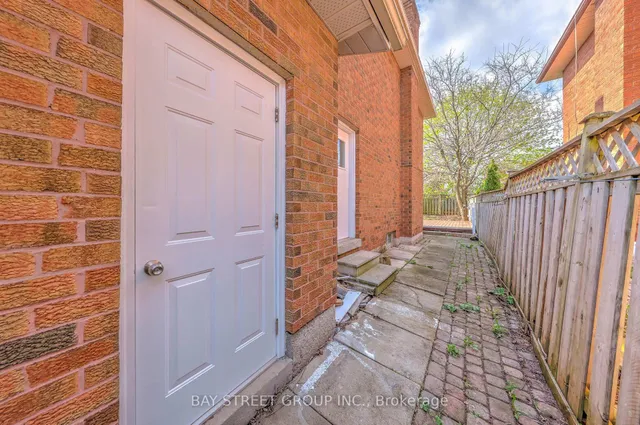 Additional property image - 2042 Golden Briar Tr