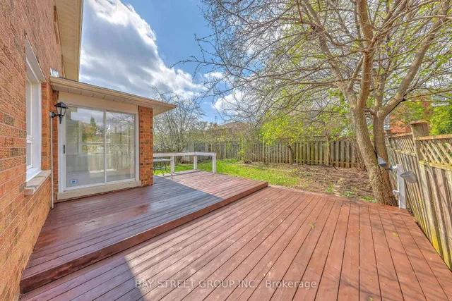 Additional property image - 2042 Golden Briar Tr