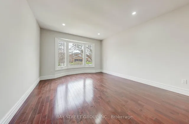 Additional property image - 2042 Golden Briar Tr