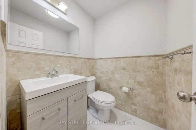 Additional property image - 2042 Golden Briar Tr