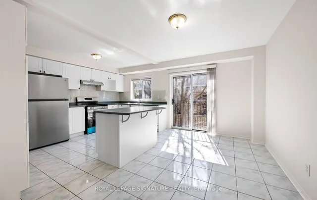 Additional property image - 1480 Britannia Rd Unit 155