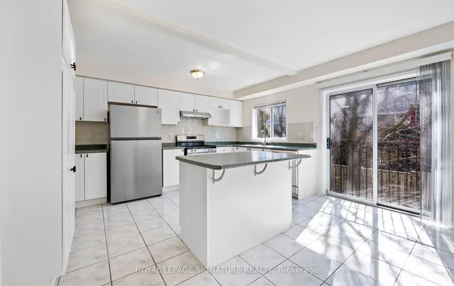 Additional property image - 1480 Britannia Rd Unit 155