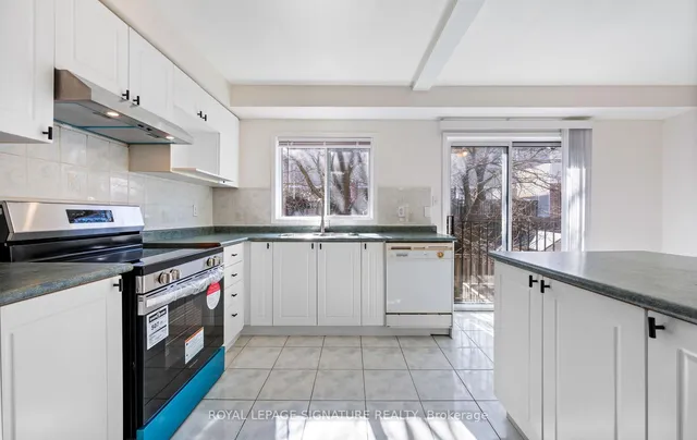 Additional property image - 1480 Britannia Rd Unit 155