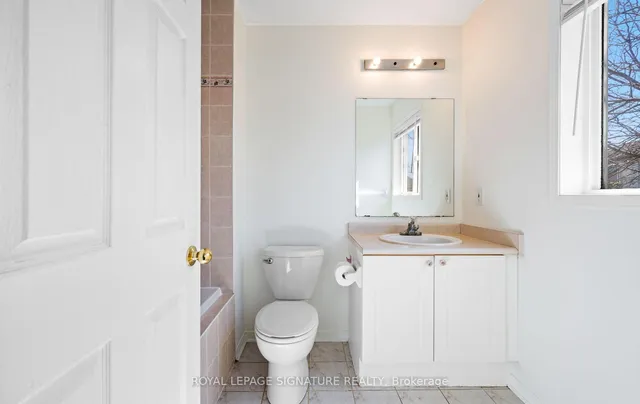 Additional property image - 1480 Britannia Rd Unit 155