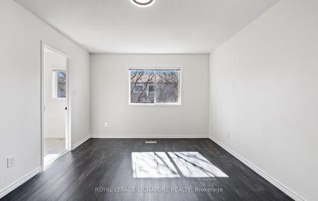 Additional property image - 1480 Britannia Rd Unit 155