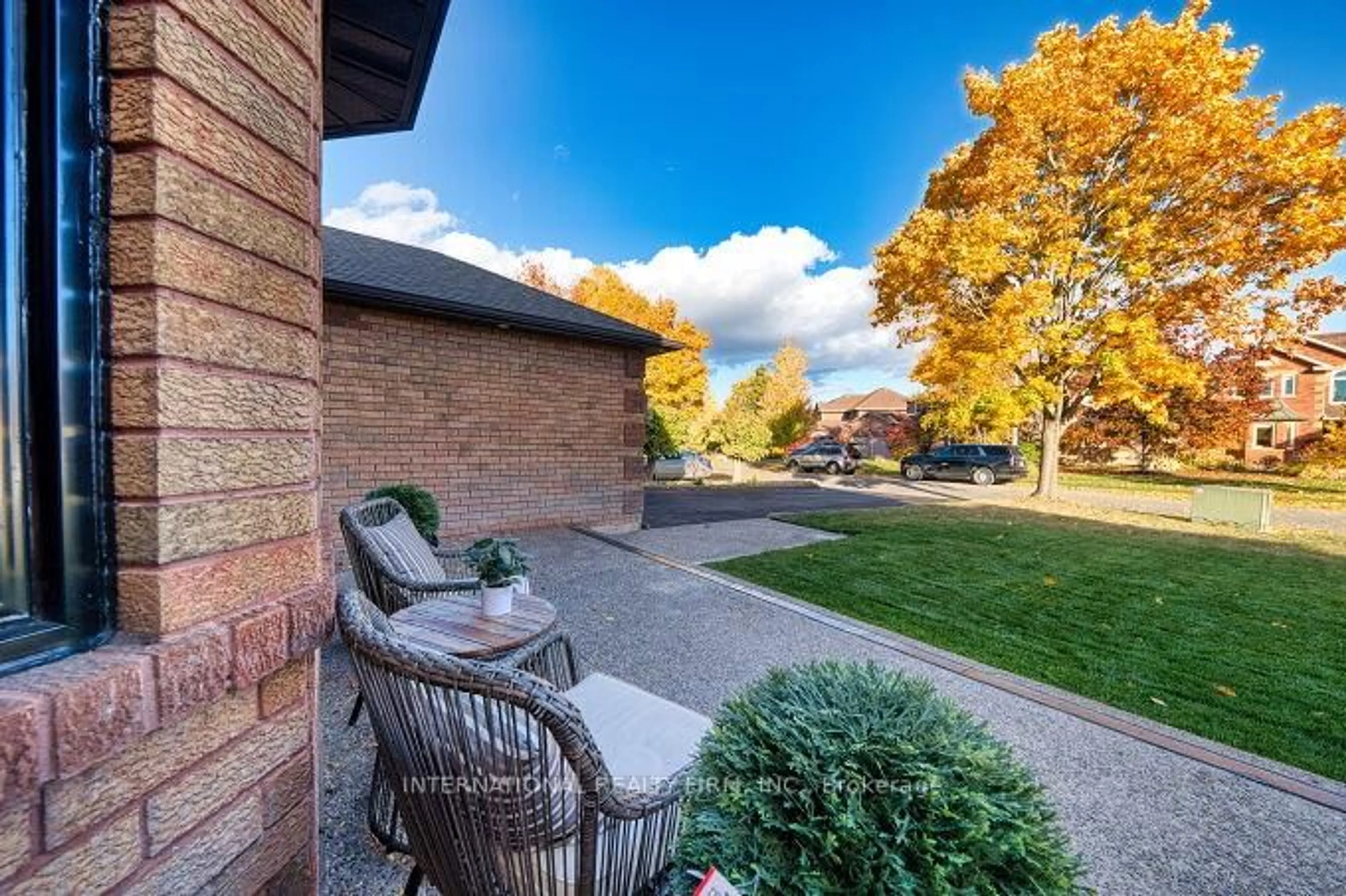 Unknown for 52 Donaghedy Dr, Halton Hills Ontario L7G 5H1