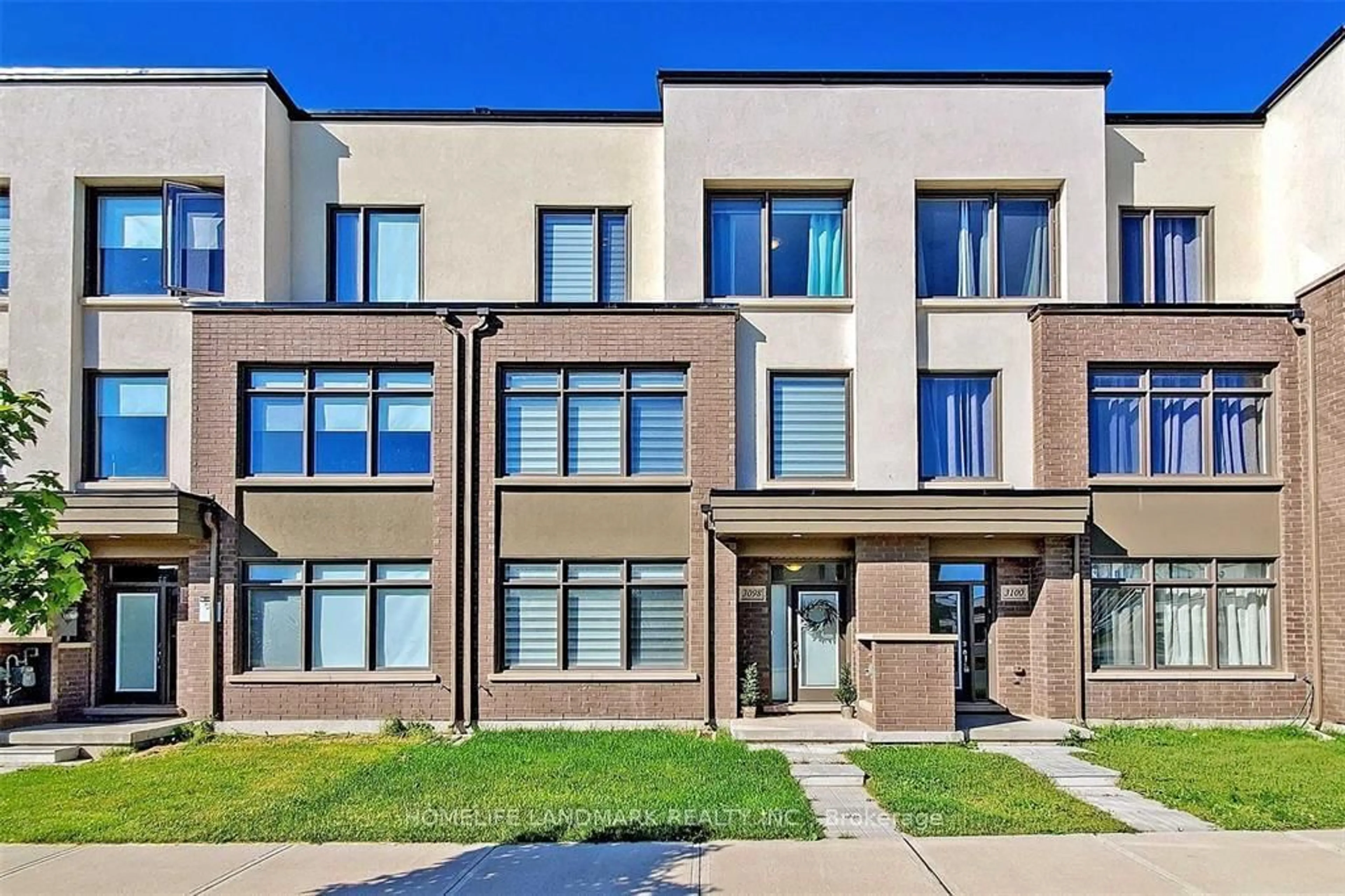 Home with brick exterior material, unknown for 3098 Ernest Appelbe Blvd, Oakville Ontario L6H 0P3