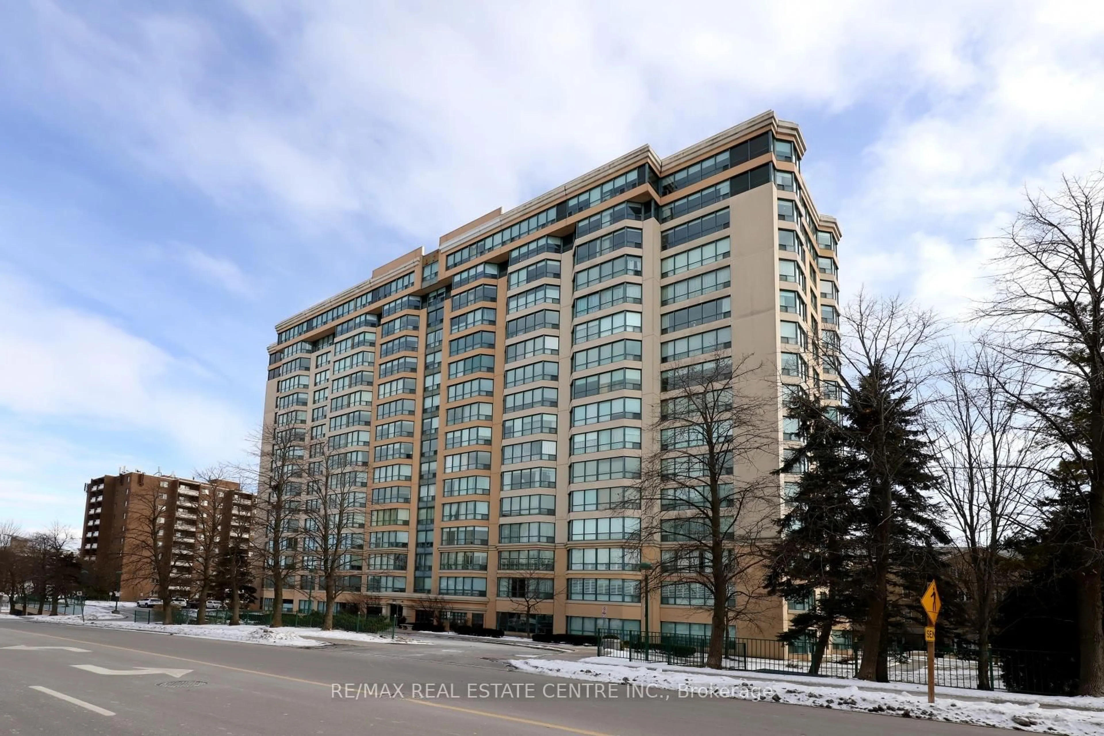Unknown for 100 Millside Dr #1201, Milton Ontario L9T 5E2