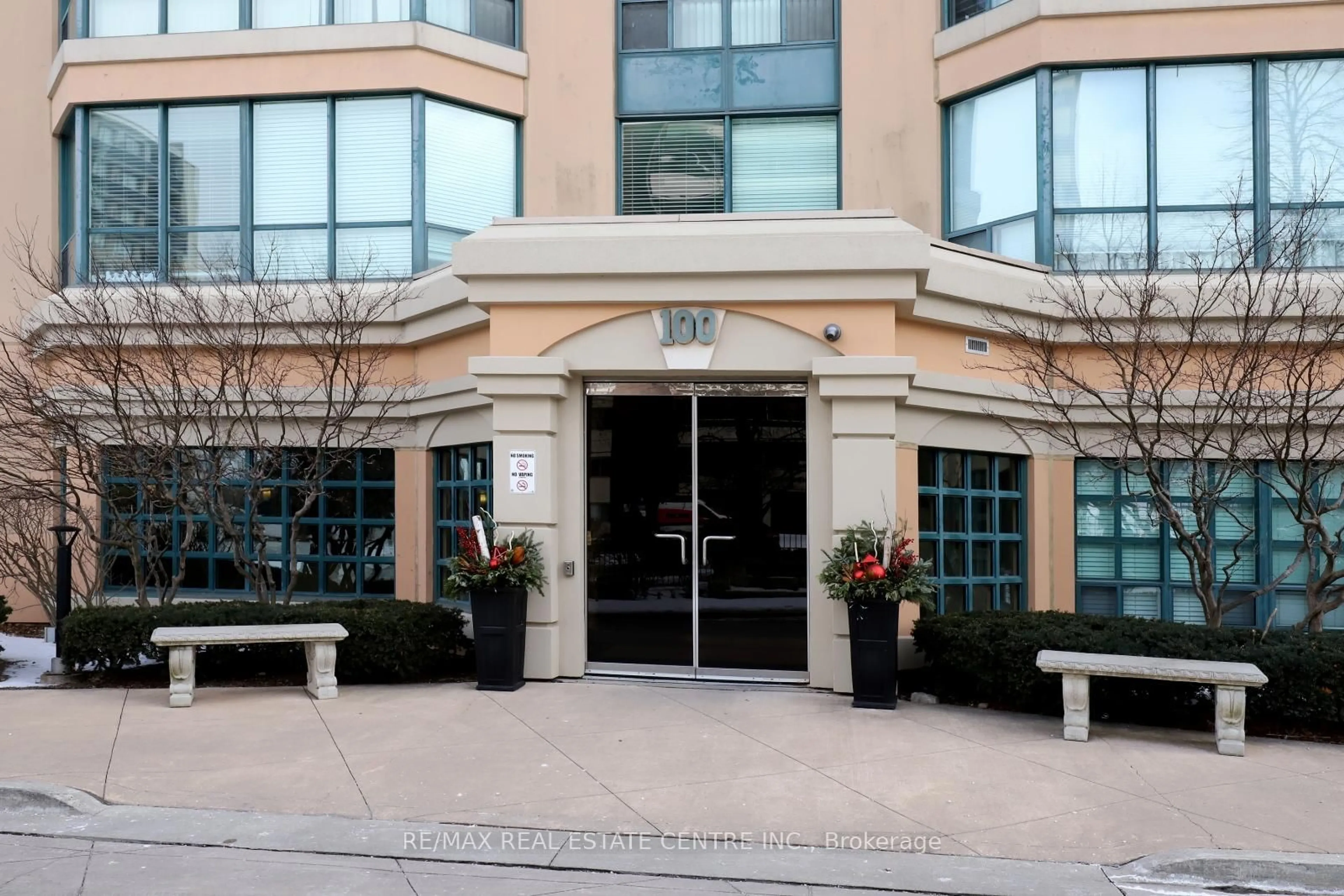 Unknown for 100 Millside Dr #1201, Milton Ontario L9T 5E2