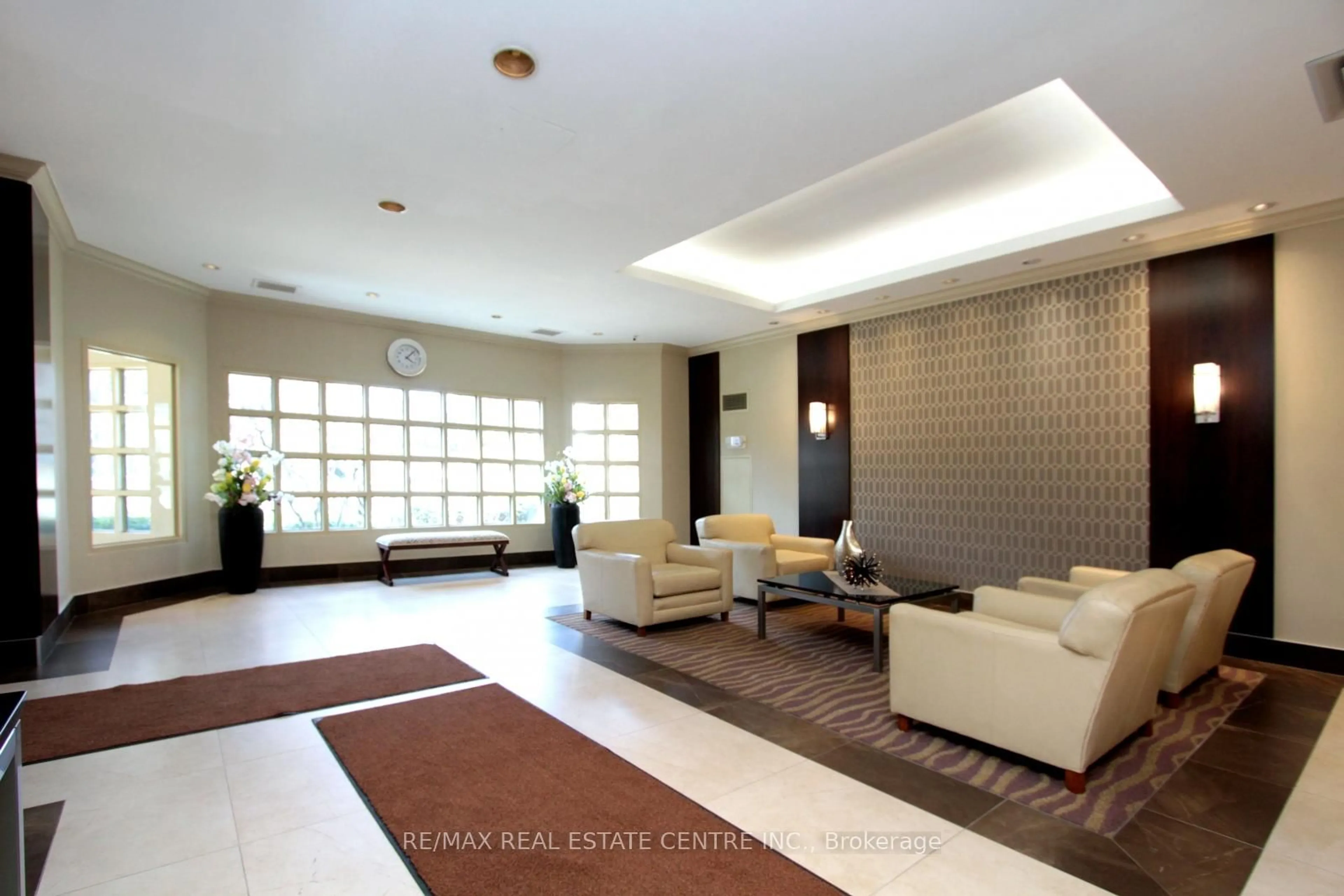 Lobby for 100 Millside Dr #1201, Milton Ontario L9T 5E2