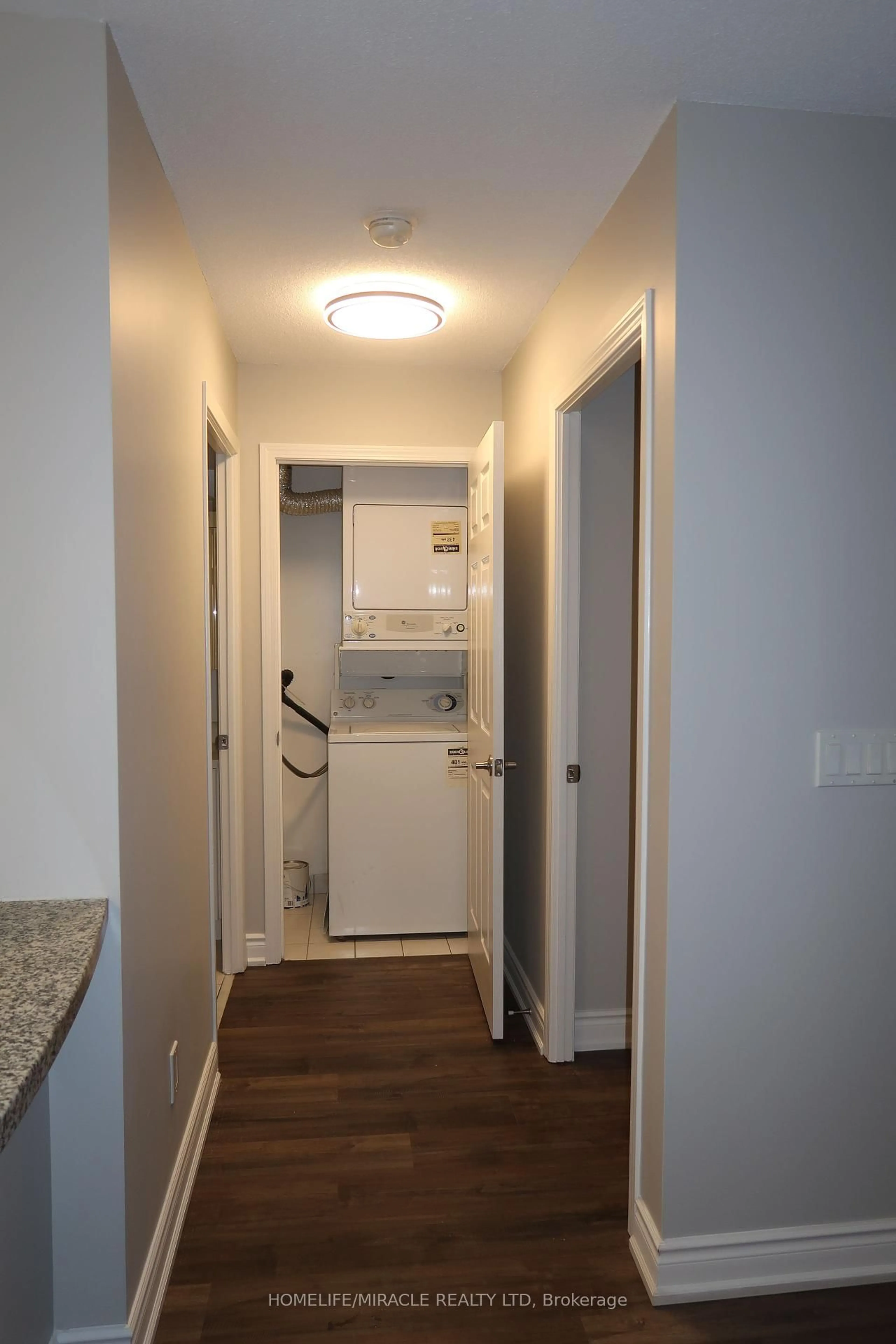 Unknown for 4889 Kimbermount Ave #1801, Mississauga Ontario L5M 7R9