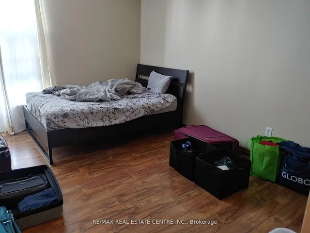 Additional property image - 15 Kensington Rd Unit 209