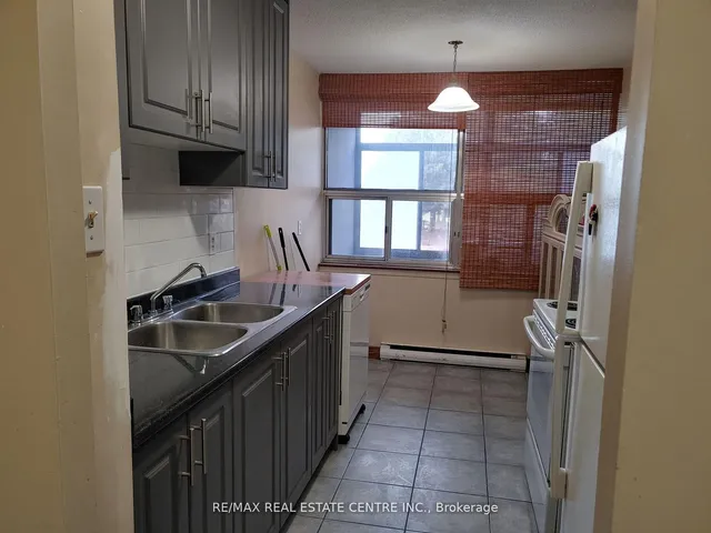 Additional property image - 15 Kensington Rd Unit 209