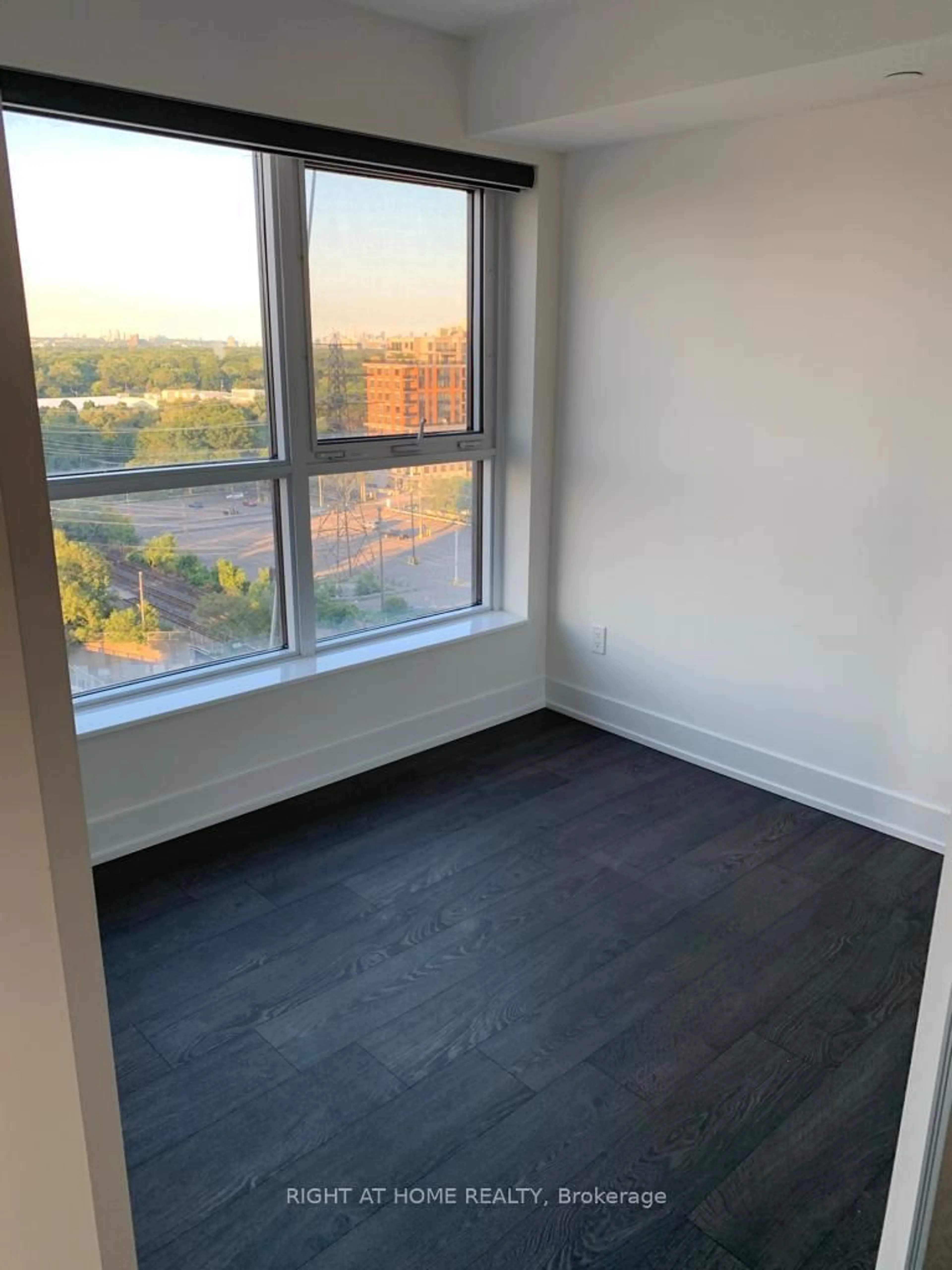A pic of a room for 7 Mabelle Ave #1104, Toronto Ontario M9A 0C9