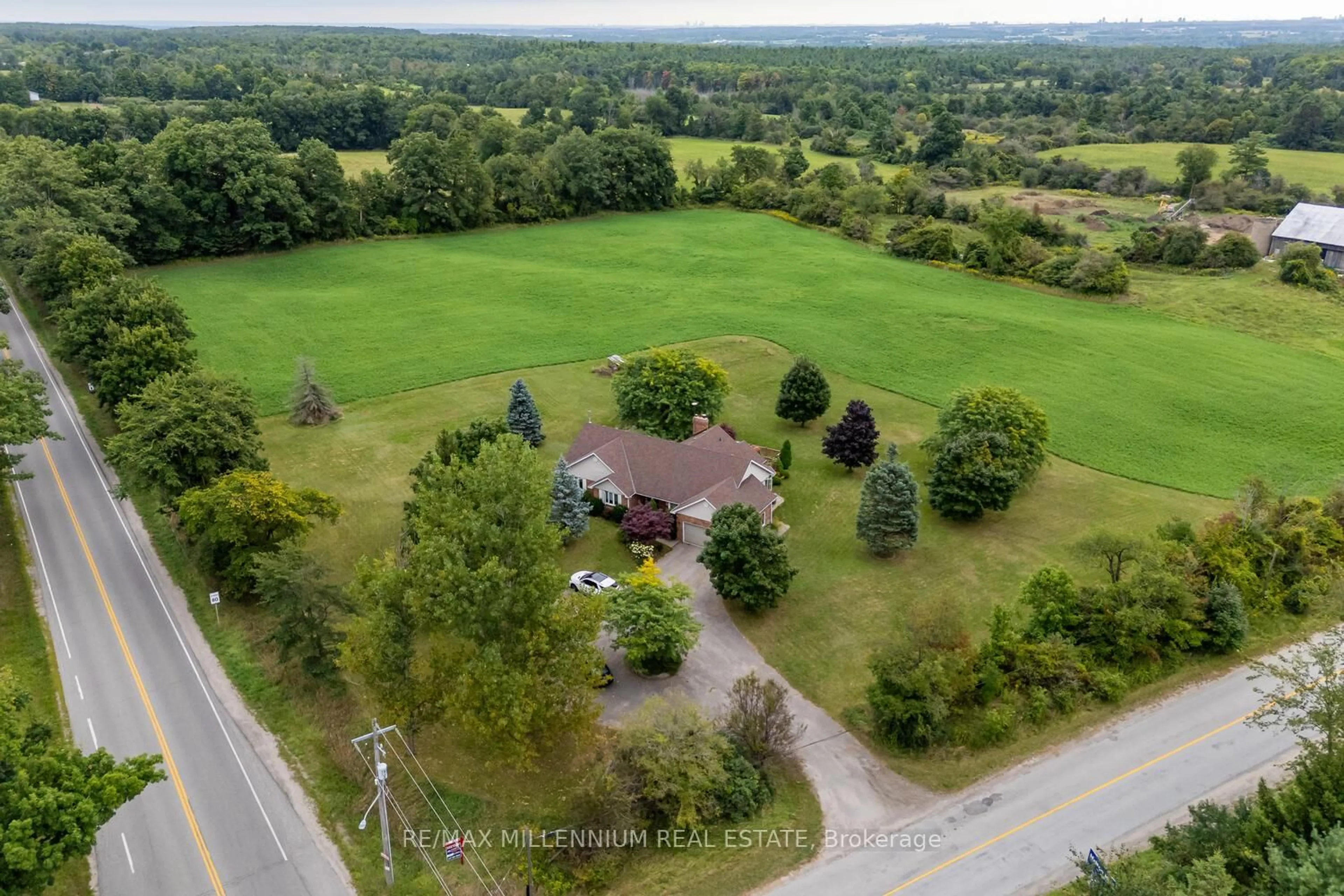 A pic from outside/outdoor area/front of a property/back of a property/a pic from drone, unknown for 14389 Ninth Line, Halton Hills Ontario L7G 4S8