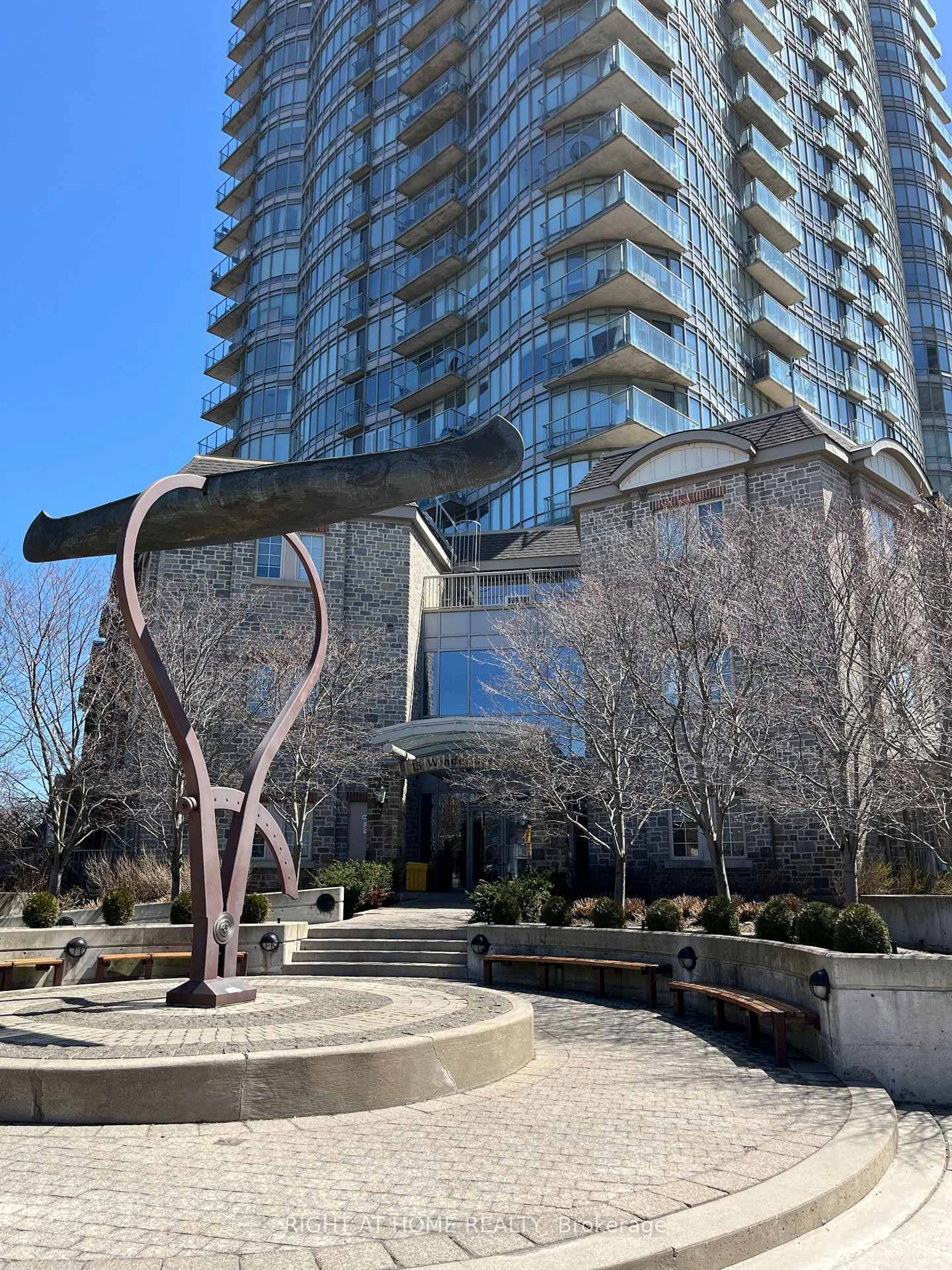 Unknown for 15 Windermere Ave #809, Toronto Ontario M6S 5A2