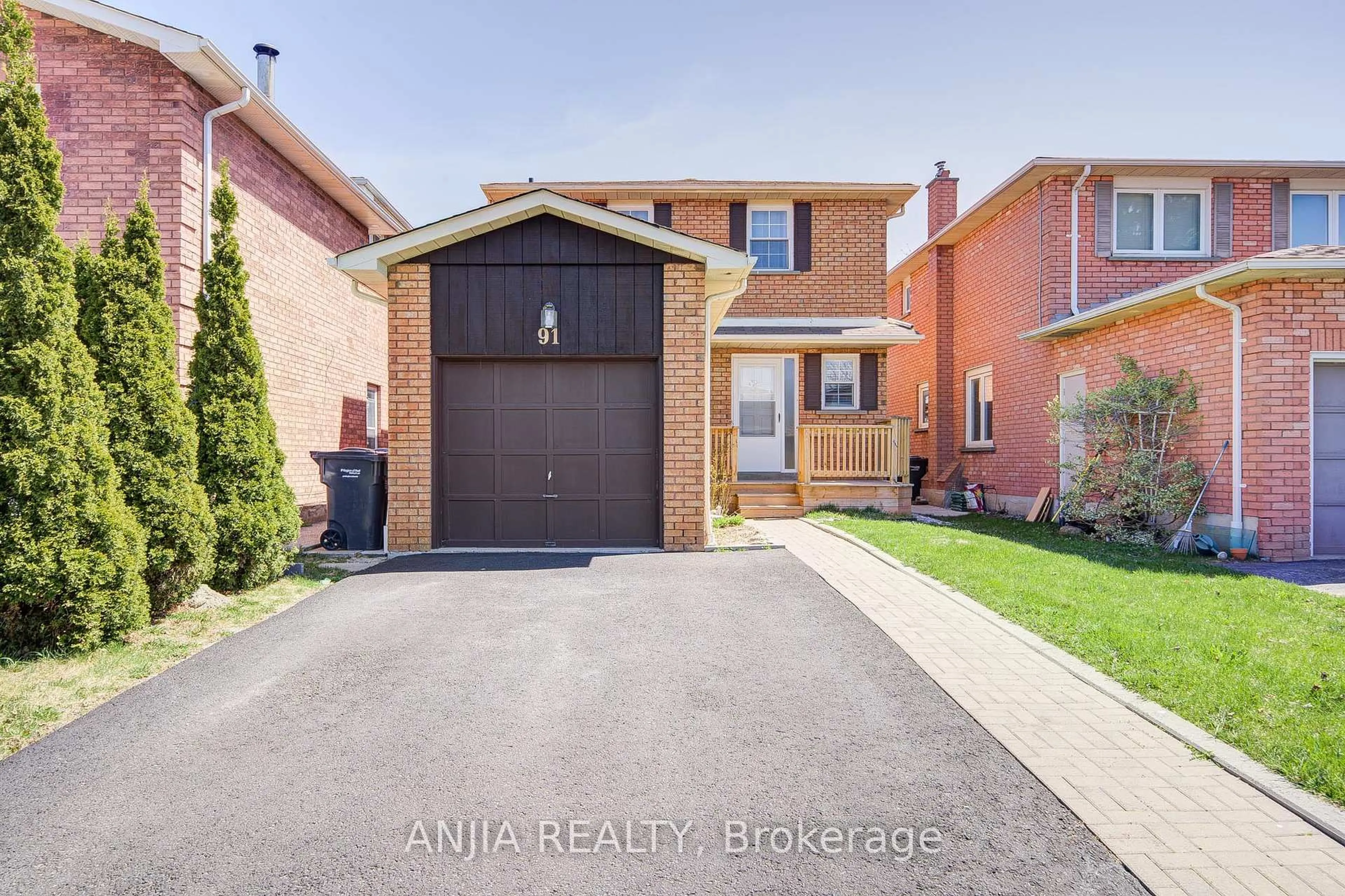 Home with brick exterior material, street for 91 Dumfries Ave, Brampton Ontario L6Z 2X1