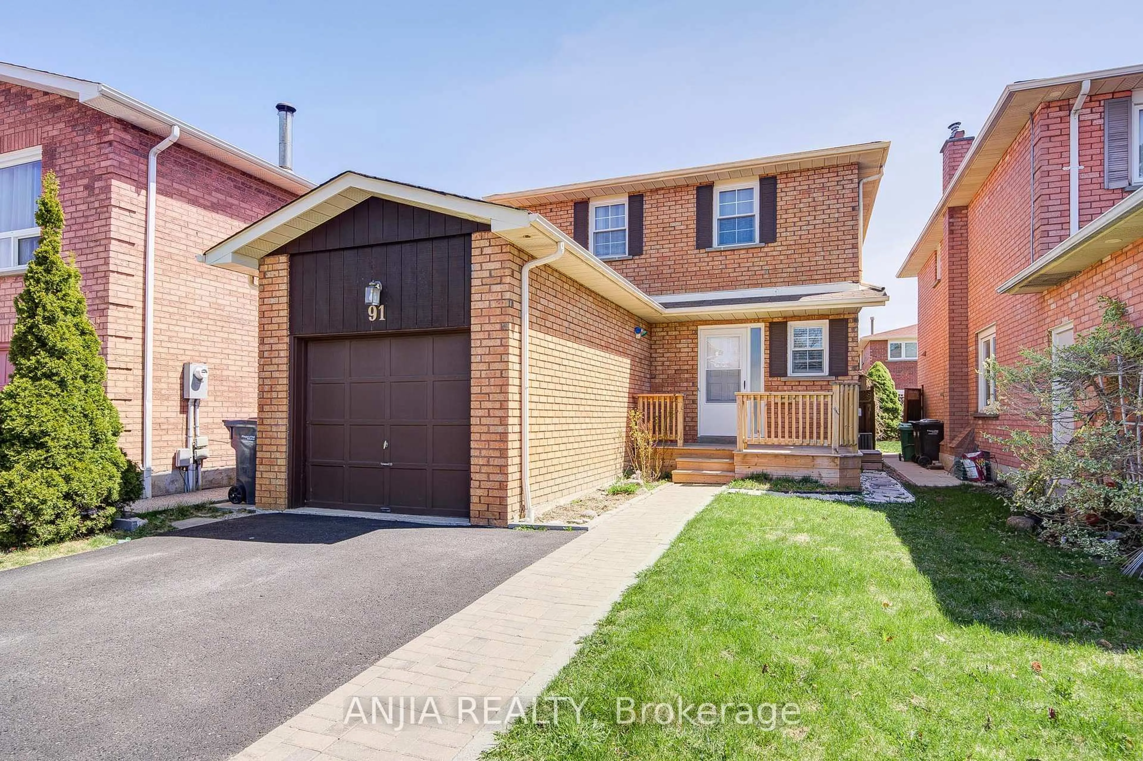 Home with brick exterior material, street for 91 Dumfries Ave, Brampton Ontario L6Z 2X1