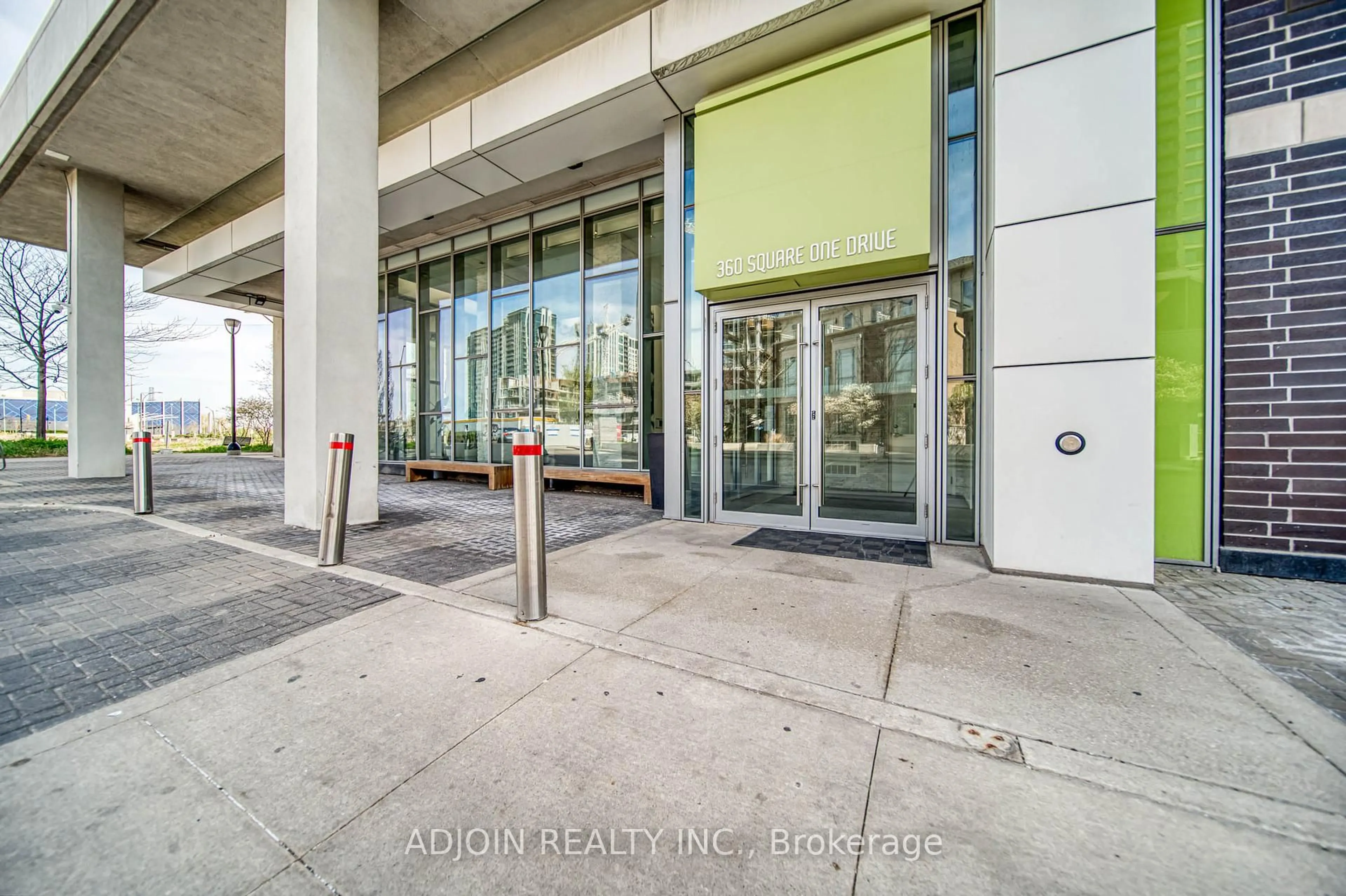 Indoor foyer for 360 Square one Dr #3010, Mississauga Ontario L5B 0G7