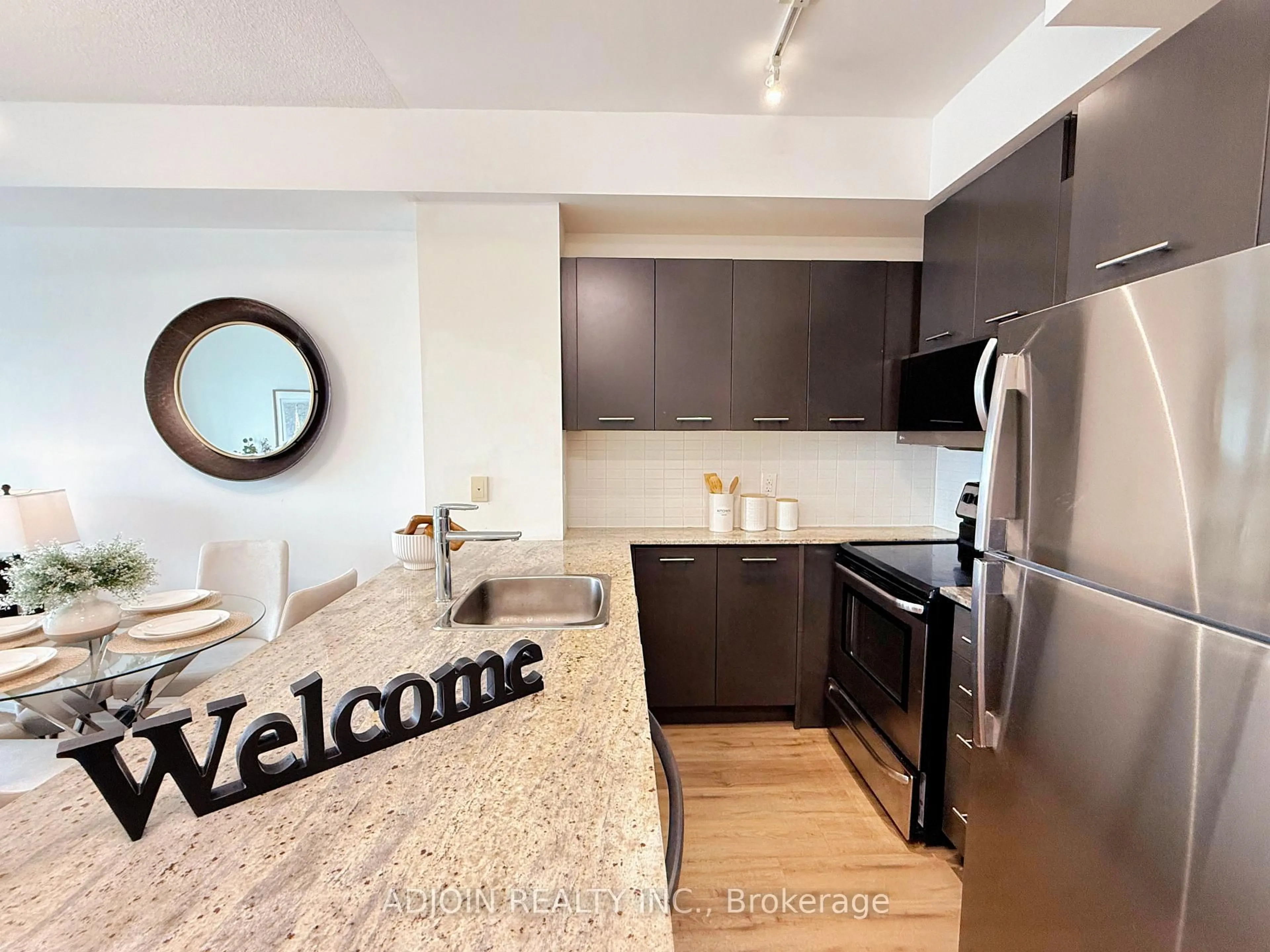 Unknown for 360 Square one Dr #3010, Mississauga Ontario L5B 0G7