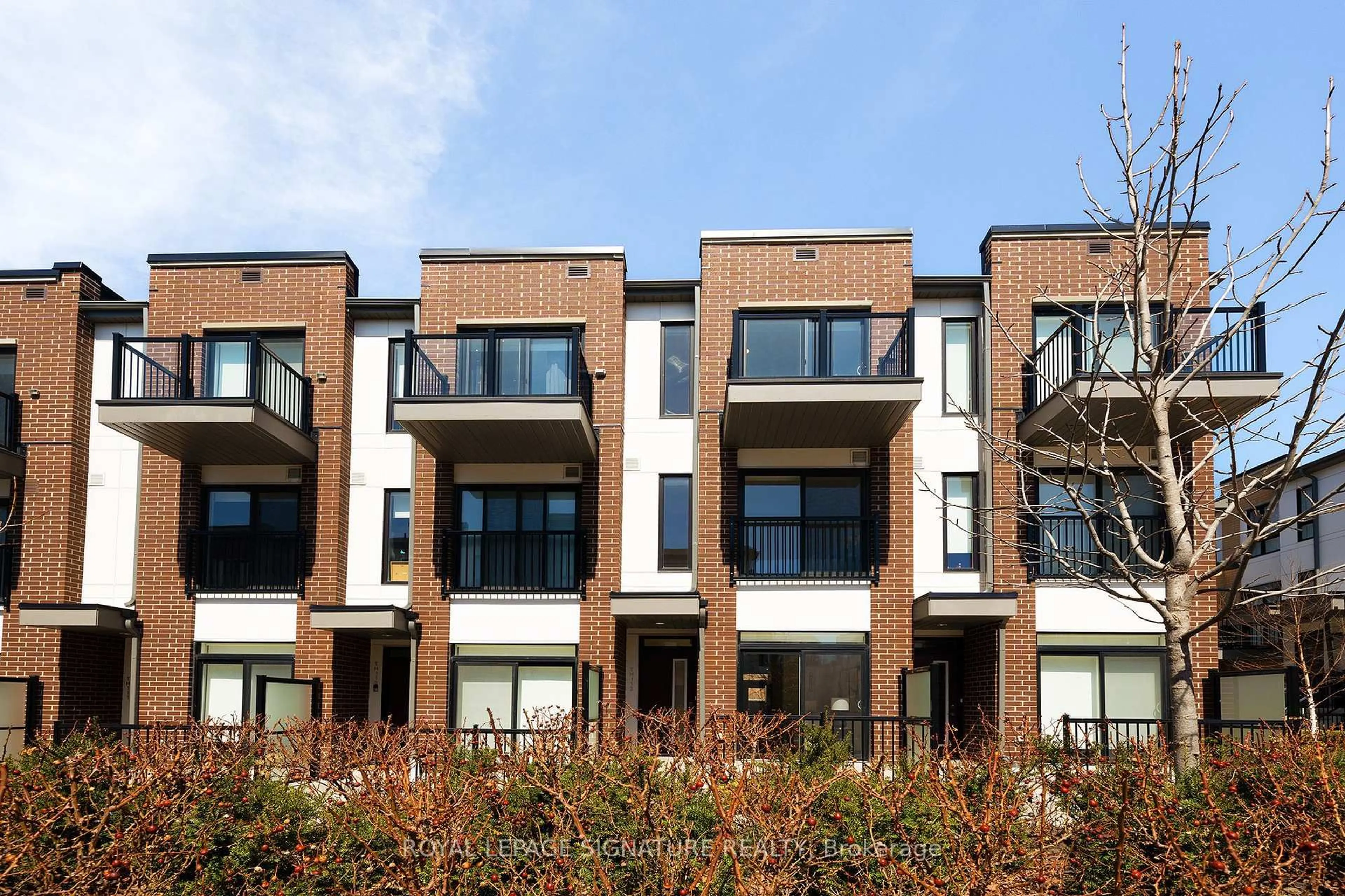 Home with brick exterior material, unknown for 110 Canon Jackson Dr #113, Toronto Ontario M6M 0C1