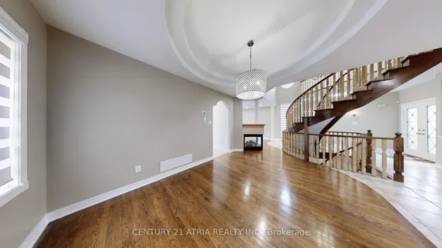 Additional property image - 323 Bristol Rd