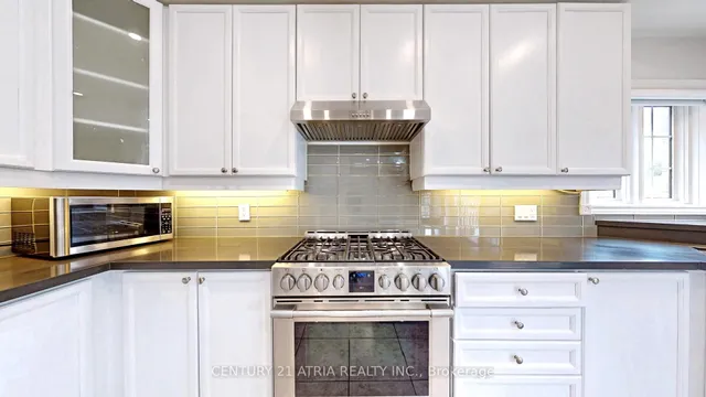 Additional property image - 323 Bristol Rd