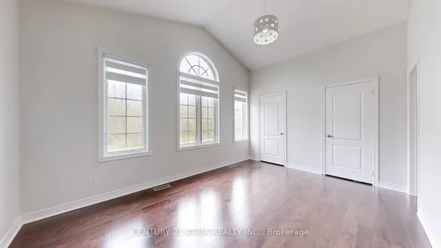 Additional property image - 323 Bristol Rd